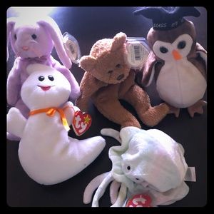 Assortment of beanie babies.  More on request!!!